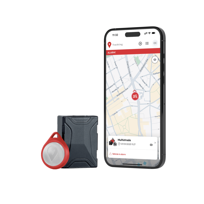 foto prodotto e app di Trackting SMART V3 antifurto gps auto e moto